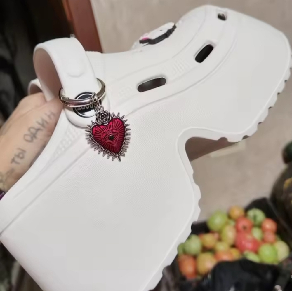 SHOE ACCESSORIES - Picture 4 of 5